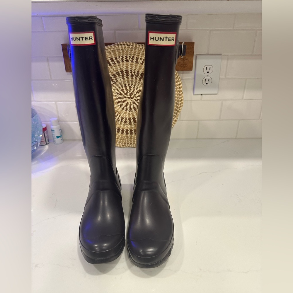 Women’s hunter rain boots